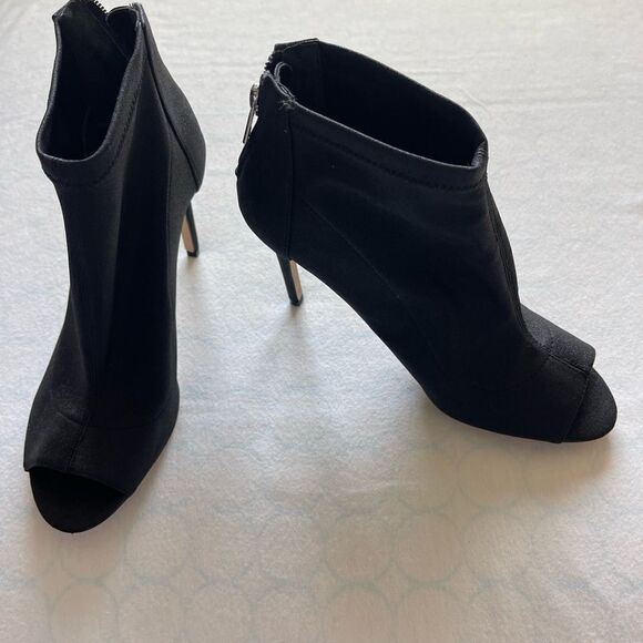 Jewel Badgley Mischka heels - Picture 3 of 4